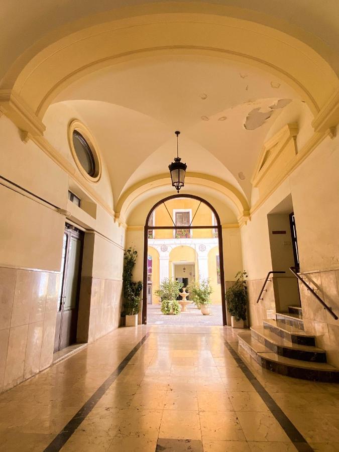 Hostal Andrea Sol Madrid Exteriör bild